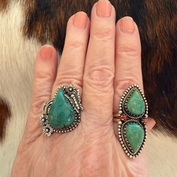 Sterling Silver Teardrop Turquoise Statement Ring - Green Teardrop Stone - Picture 3 of 13